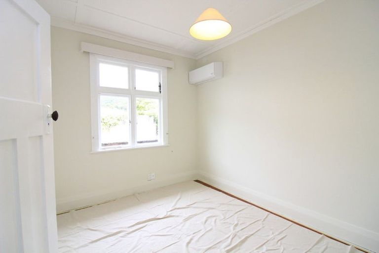 Photo of property in 34 Birdwood Road, Waterloo, Lower Hutt, 5011