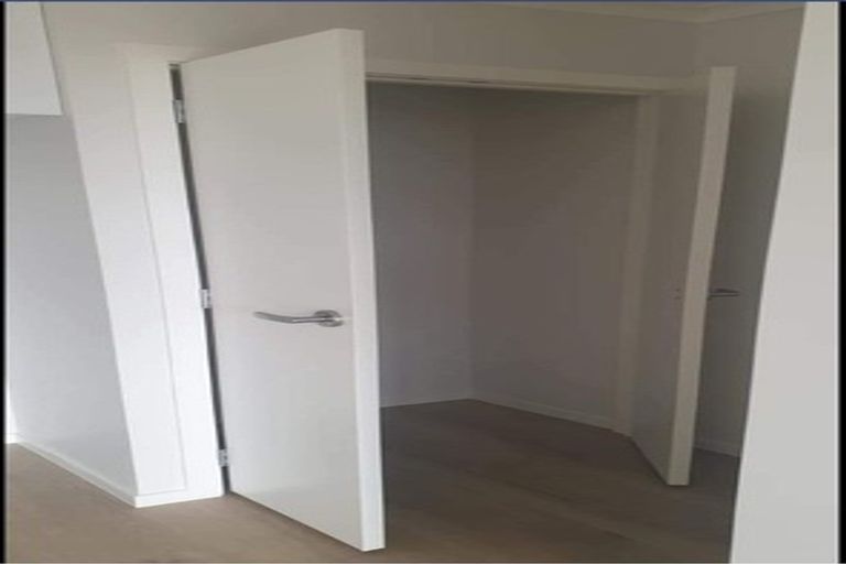 Photo of property in 2 Ridgeview Close, Red Beach, 0932