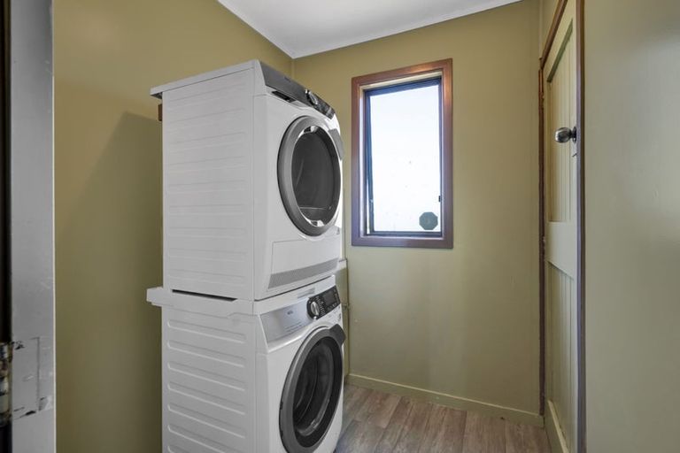 Photo of property in 1257 Mangorei Road, Mangorei, New Plymouth, 4371