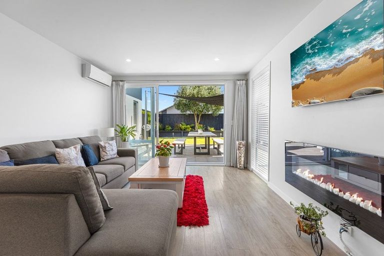 Photo of property in 106 Coast Boulevard, Papamoa Beach, Papamoa, 3118