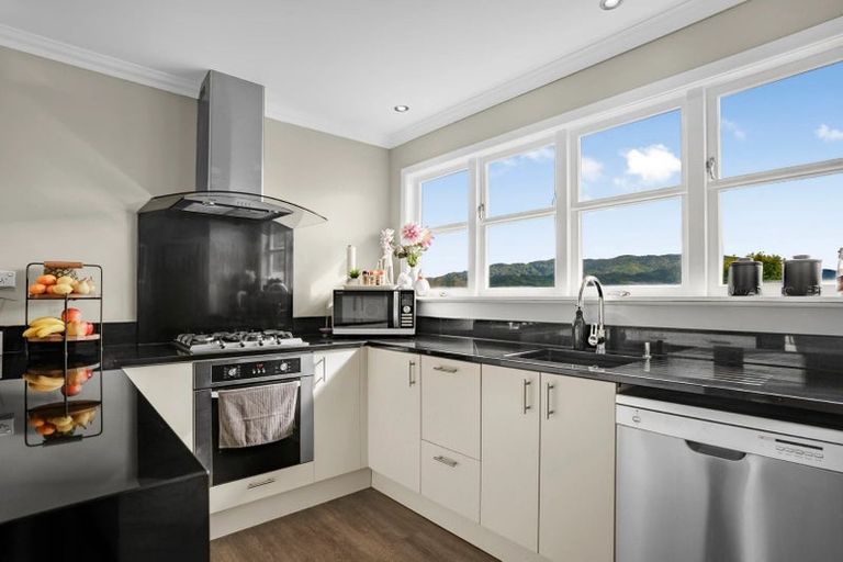 Photo of property in 21 Pollard Street, Wainuiomata, Lower Hutt, 5014