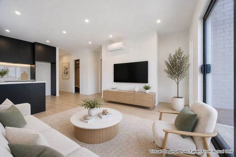Photo of property in 2 Moko Road, Orewa, 0931