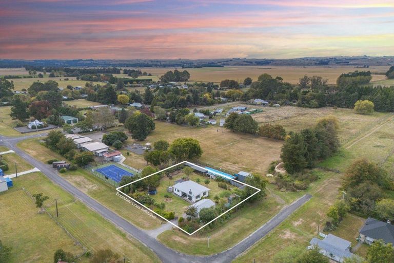 Photo of property in 20 Murchison Street, Tikokino, Waipawa, 4273