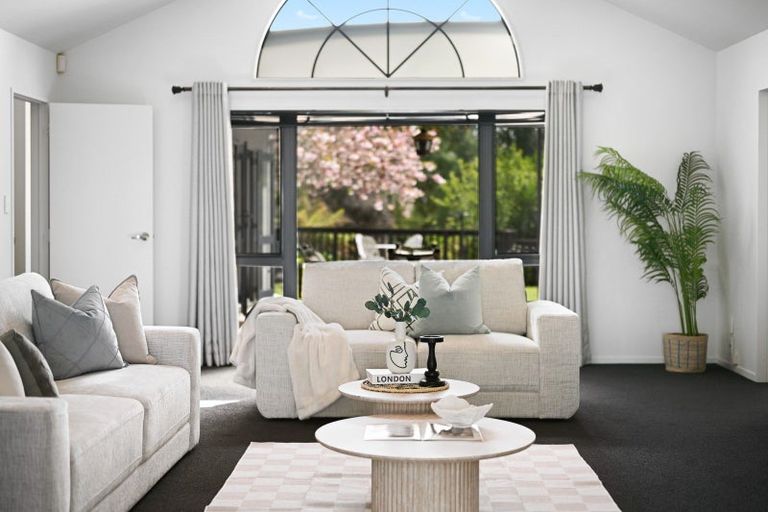 Photo of property in 19 Montrose Crescent, Huntington, Hamilton, 3210