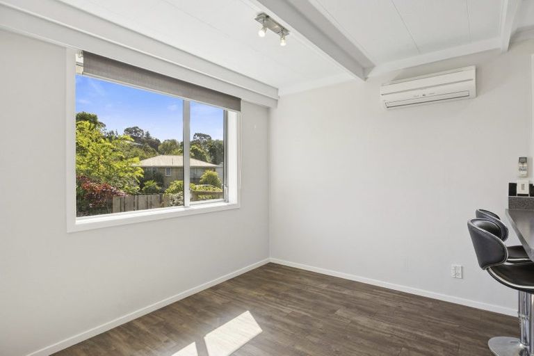 Photo of property in 22 Kinmont Crescent, Kinmont Park, Mosgiel, 9024