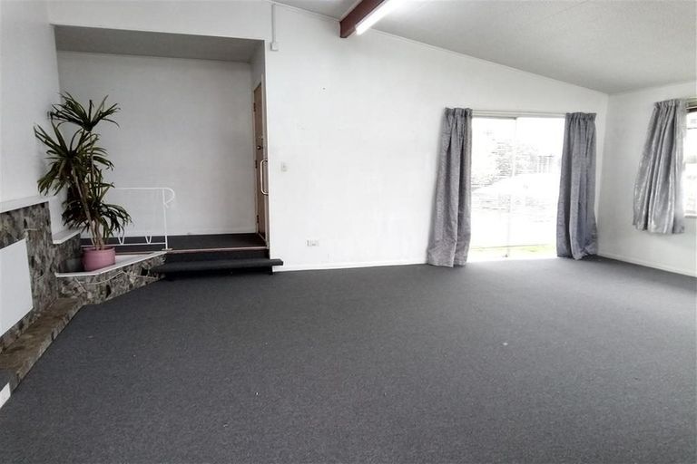 Photo of property in 2/23 Ti Rakau Drive, Pakuranga, Auckland, 2010