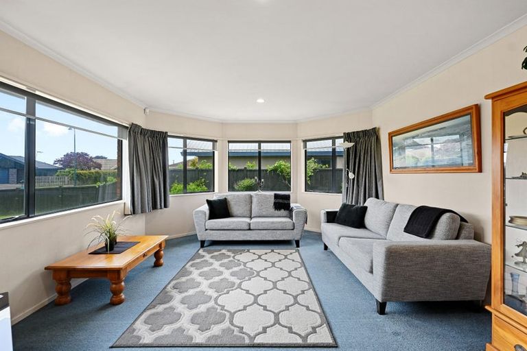 Photo of property in 25 Mangakoea Place, St Andrews, Hamilton, 3200