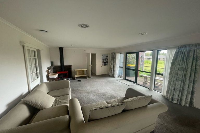 Photo of property in 49 Maire Street, Inglewood, 4330