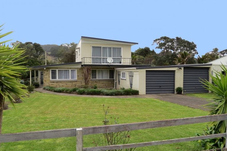 Photo of property in 279 Colville Road, Coromandel, 3584