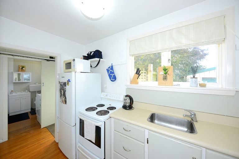 Photo of property in 78a Packe Street, Edgeware, Christchurch, 8013