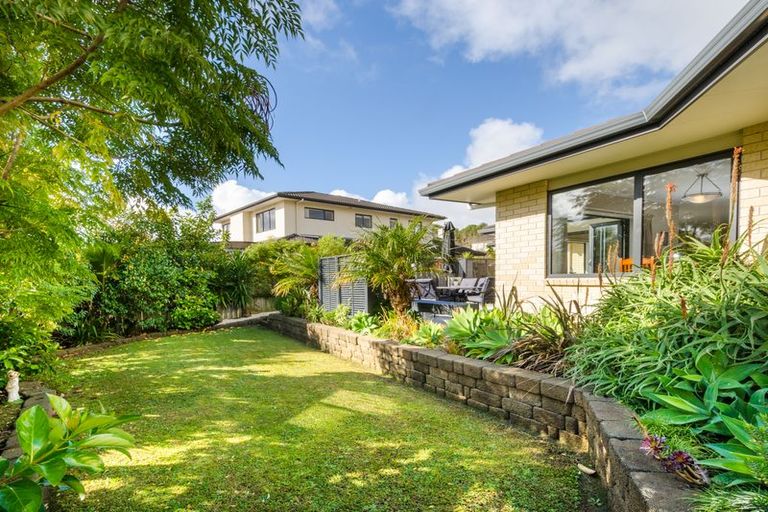 Photo of property in 27 Leafield Crescent, Henderson, Auckland, 0612
