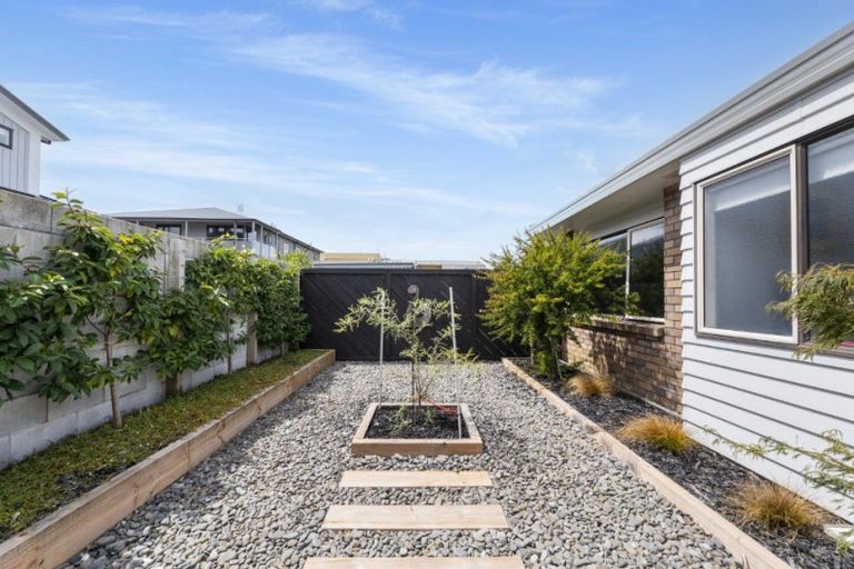 Photo of property in 2 Finlowe Way, Otumoetai, Tauranga, 3110