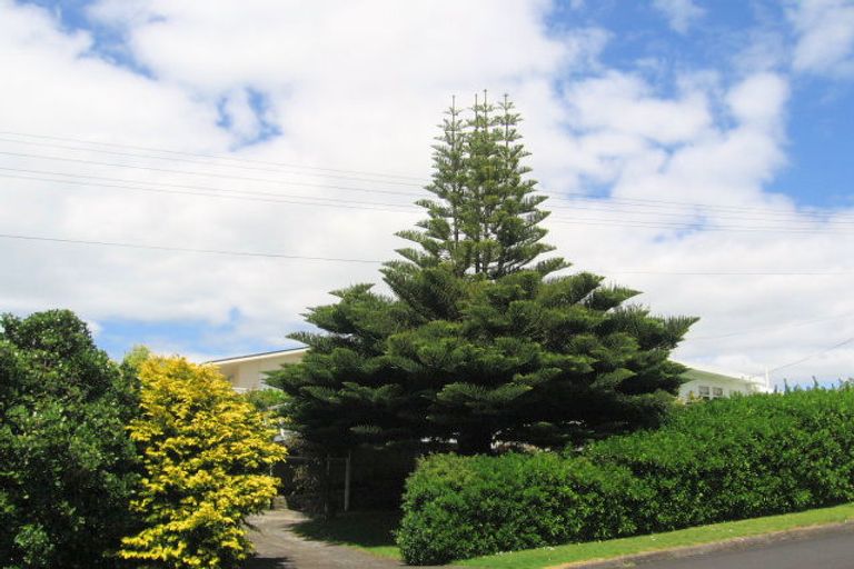 Photo of property in 10 Otto Road, Waihi Beach, 3611