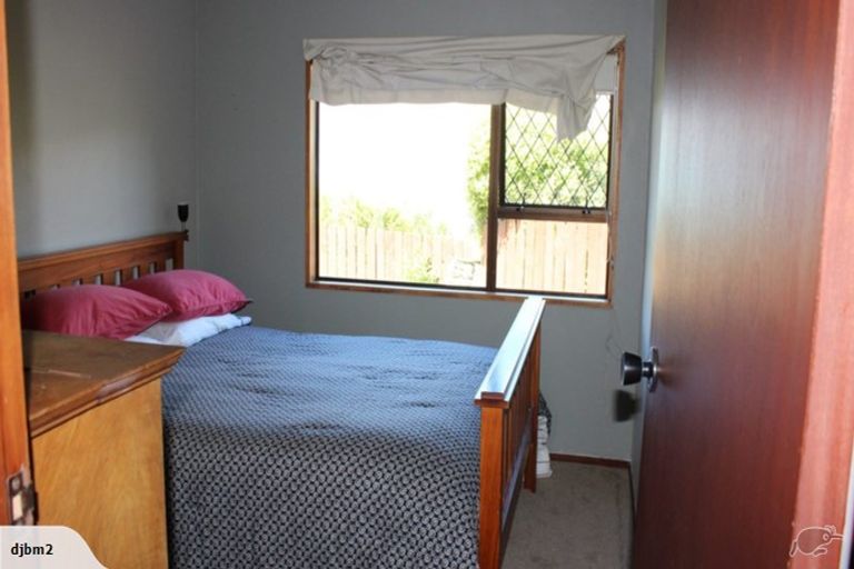 Photo of property in 11 Evergreen Place, Sunshine Bay, Queenstown, 9300