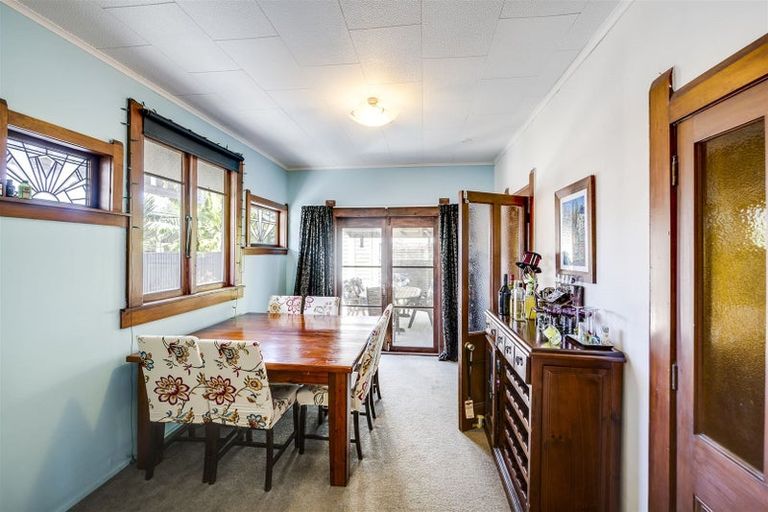 Photo of property in 41 Carnell Street, Napier South, Napier, 4110