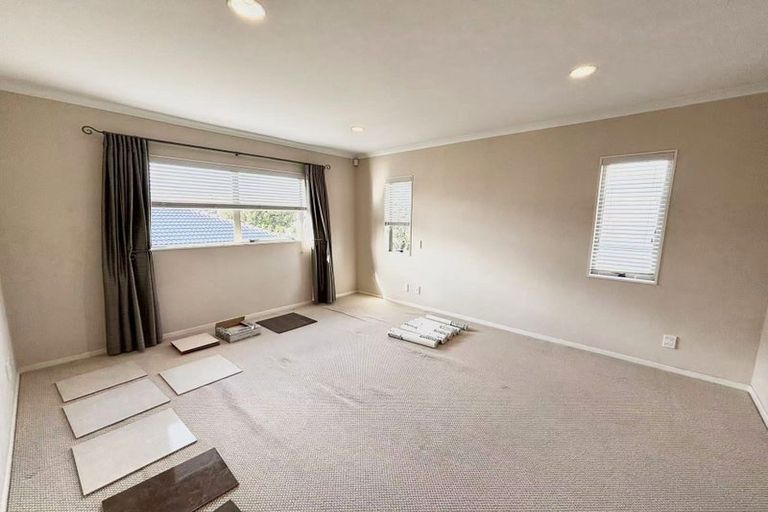 Photo of property in 4 Powercourt Drive, Flat Bush, Auckland, 2019
