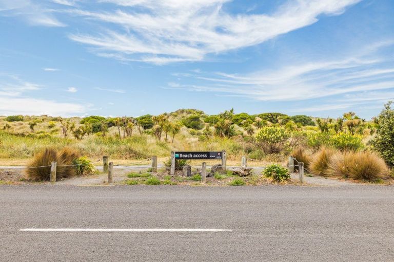 Photo of property in 1/335 Marine Parade, New Brighton, Christchurch, 8061