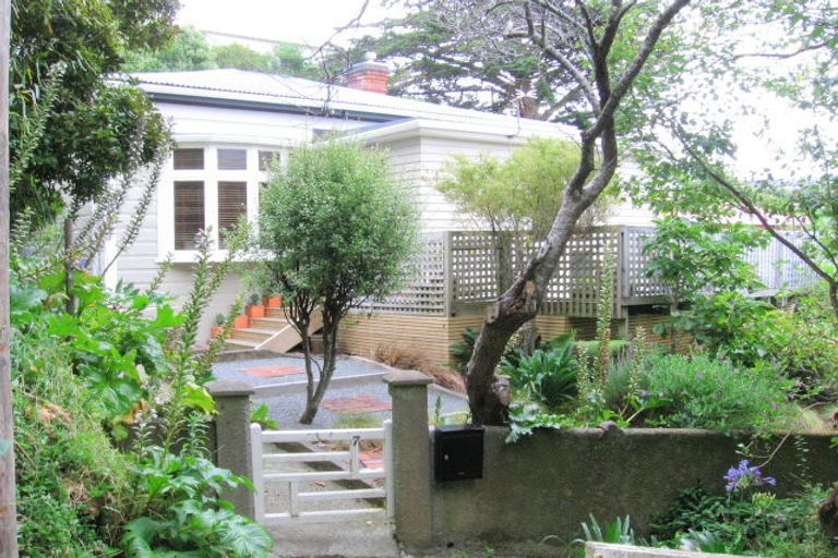 Photo of property in 7 Taft Street, Brooklyn, Wellington, 6021