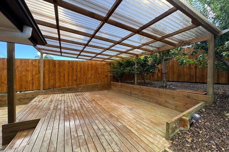 Photo of property in 14a Saralee Drive, Manurewa, Auckland, 2105