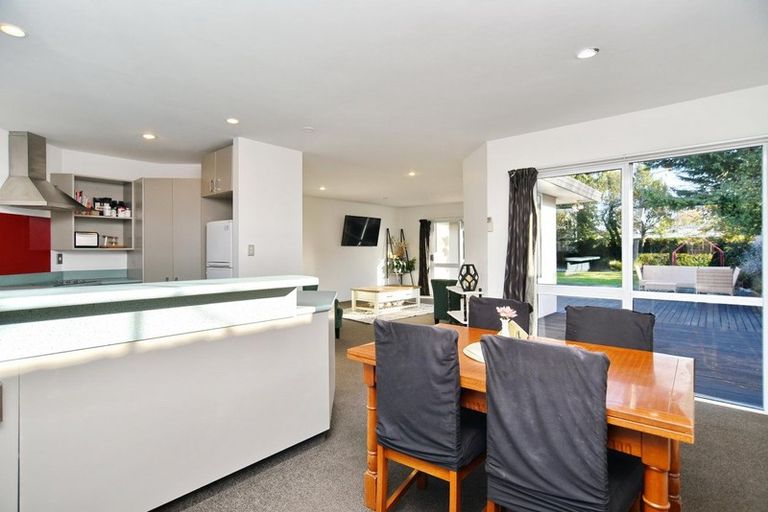Photo of property in 24 Strachan Place, Rangiora, 7400