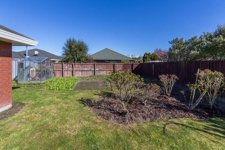 Photo of property in 57 Shenley Drive, Belfast, Christchurch, 8051