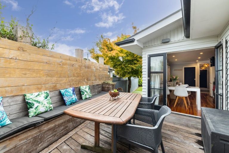 Photo of property in 9 Elliott Crescent, Havelock North, 4130