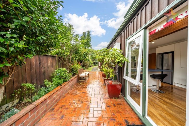 Photo of property in 72 Knights Road, Hutt Central, Lower Hutt, 5010