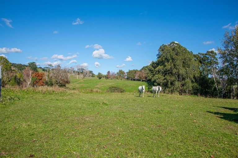 Photo of property in 174 Stoney Creek Road, Kaukapakapa, 0873