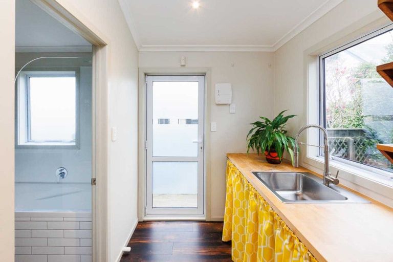 Photo of property in 72c Albert Street, Palmerston North, 4414