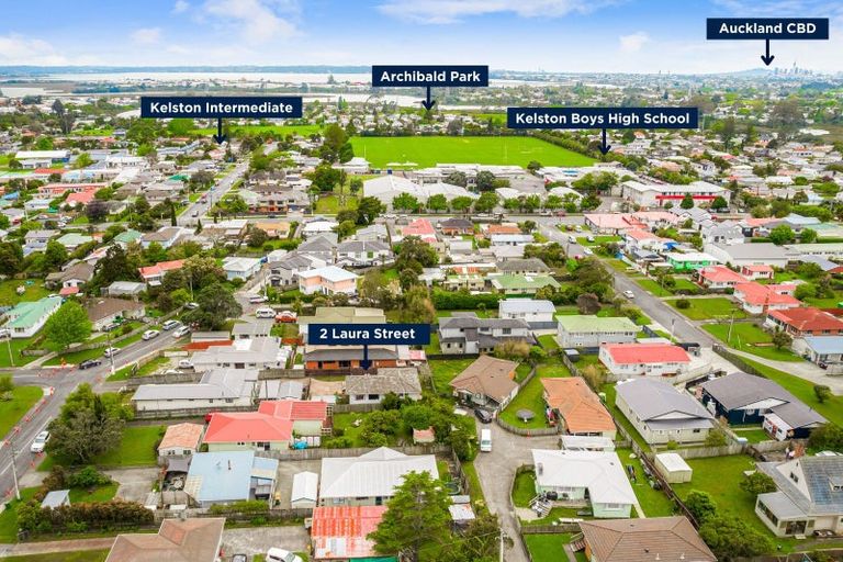 Photo of property in 2 Laura Street, Kelston, Auckland, 0602