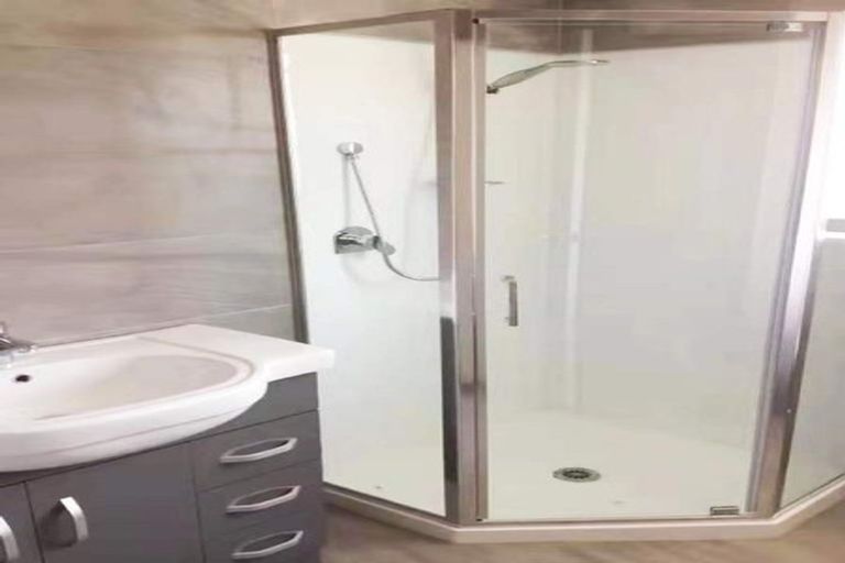 Photo of property in 25 Maugham Drive, Bucklands Beach, Auckland, 2014