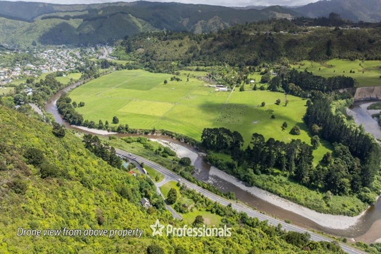 Photo of property in 84 Mount Marua Way, Timberlea, Upper Hutt, 5018
