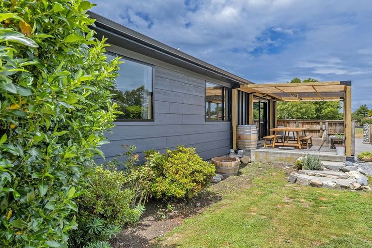 Photo of property in 8 Coleman Place, Darfield, 7510