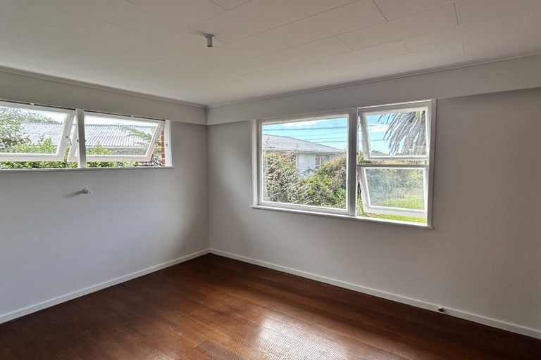 Photo of property in 60 Rimu Street, Waikanae, 5036