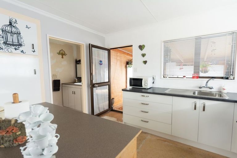 Photo of property in 65 Beach Street, Waikouaiti, 9510