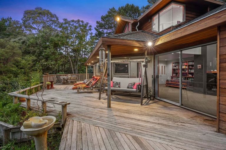 Photo of property in 70 Scott Road, Stanmore Bay, Whangaparaoa, 0932