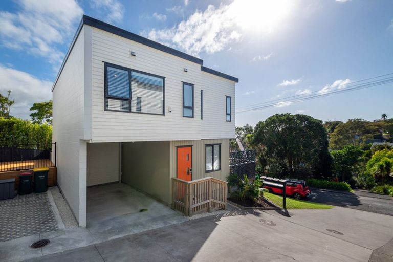 Photo of property in 8/26 Long Bay Drive, Torbay, Auckland, 0630