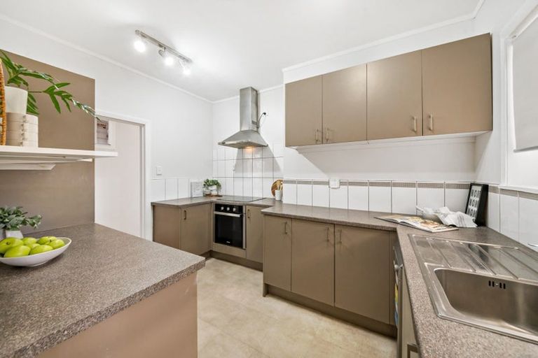 Photo of property in 80 Seddon Street, Pukekohe, 2120