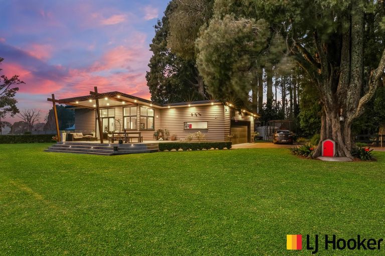 Photo of property in 89 Burnside Road, Ardmore, Papakura, 2582