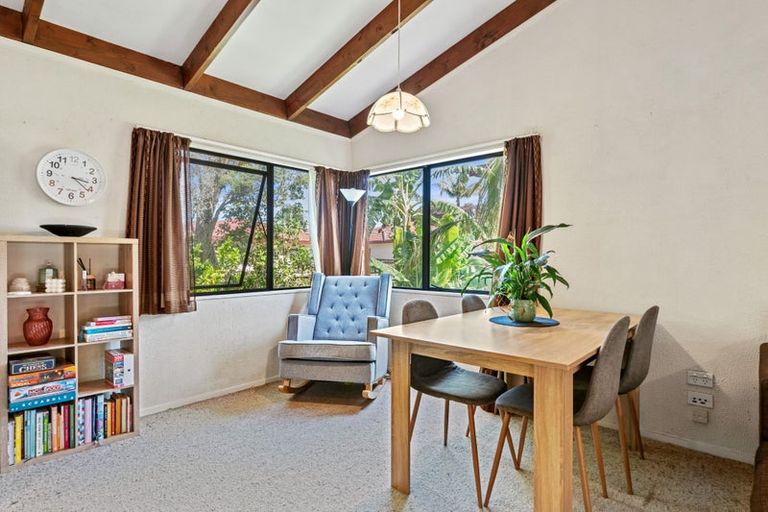 Photo of property in 57 Third Avenue, Avenues, Whangarei, 0110