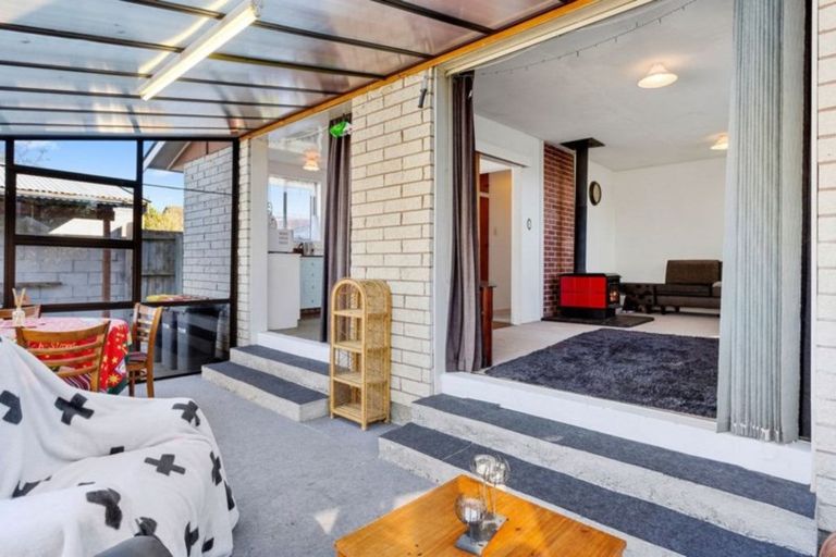 Photo of property in 2/14 Staffa Street, Woolston, Christchurch, 8062