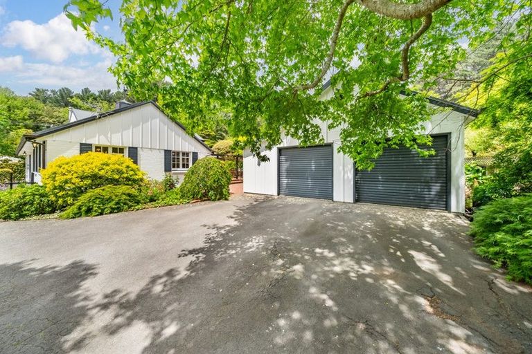 Photo of property in 88 Pinehaven Road, Pinehaven, Upper Hutt, 5019