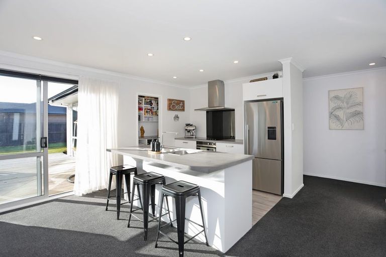 Photo of property in 12 George Street, Bulls, 4818