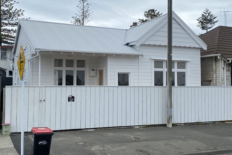Photo of property in 538 Hastings Street, Napier South, Napier, 4110