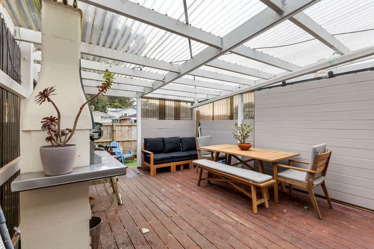 Photo of property in 208 Ngamotu Road, Spotswood, New Plymouth, 4310