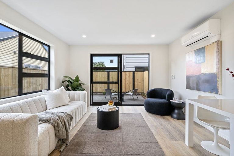 Photo of property in 2/25 Bush Street, Naenae, Lower Hutt, 5011