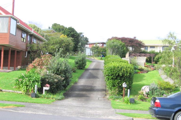 Photo of property in 15 Albert Hall Drive, Red Beach, 0932