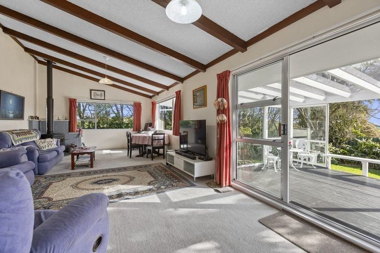Photo of property in 24a Saint Ives Grove, Whalers Gate, New Plymouth, 4310