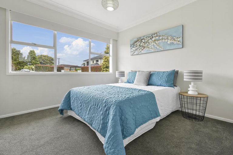 Photo of property in 100 Fitzroy Street, Papatoetoe, Auckland, 2104