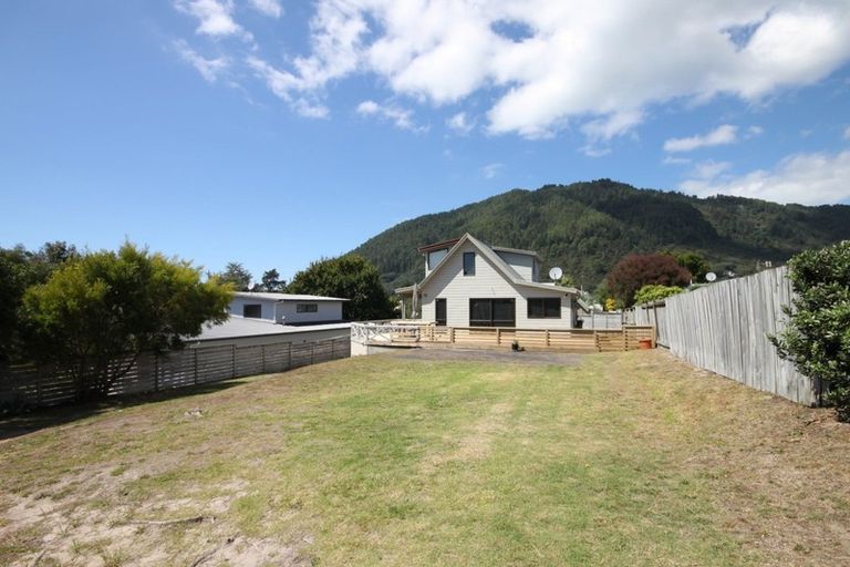 Photo of property in 9 Britannia Dell, Pauanui, Hikuai, 3579